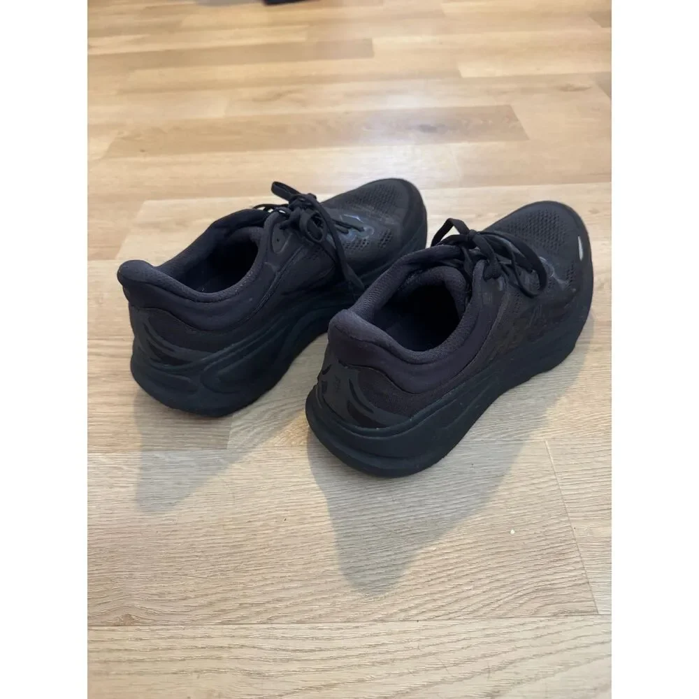 Hoka's Men's Black Bondi 9 - 10.5 2E
